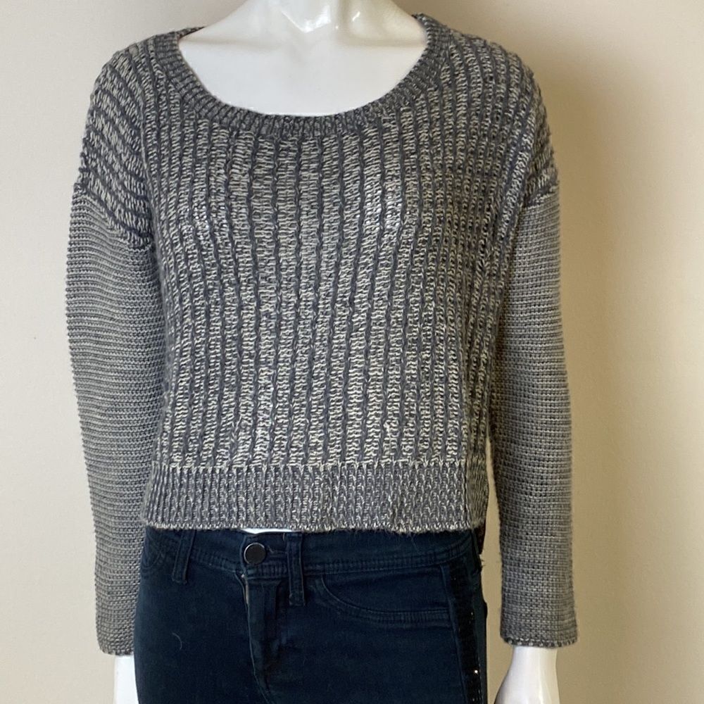 Cotton Emporium Gray and White Knit Sweater Size S